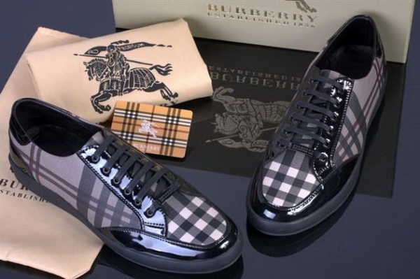 Burberry Fashion Men Sneakers--033